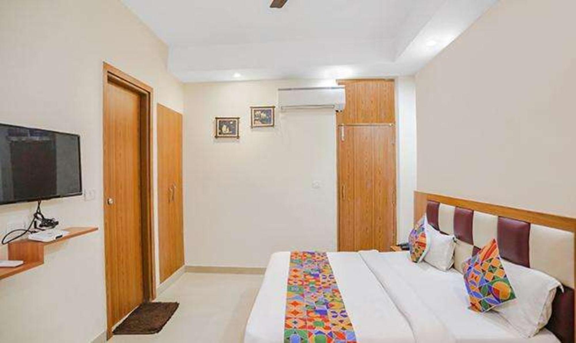 Fabhotel Royal Stay I Greater Noida Zewnętrze zdjęcie