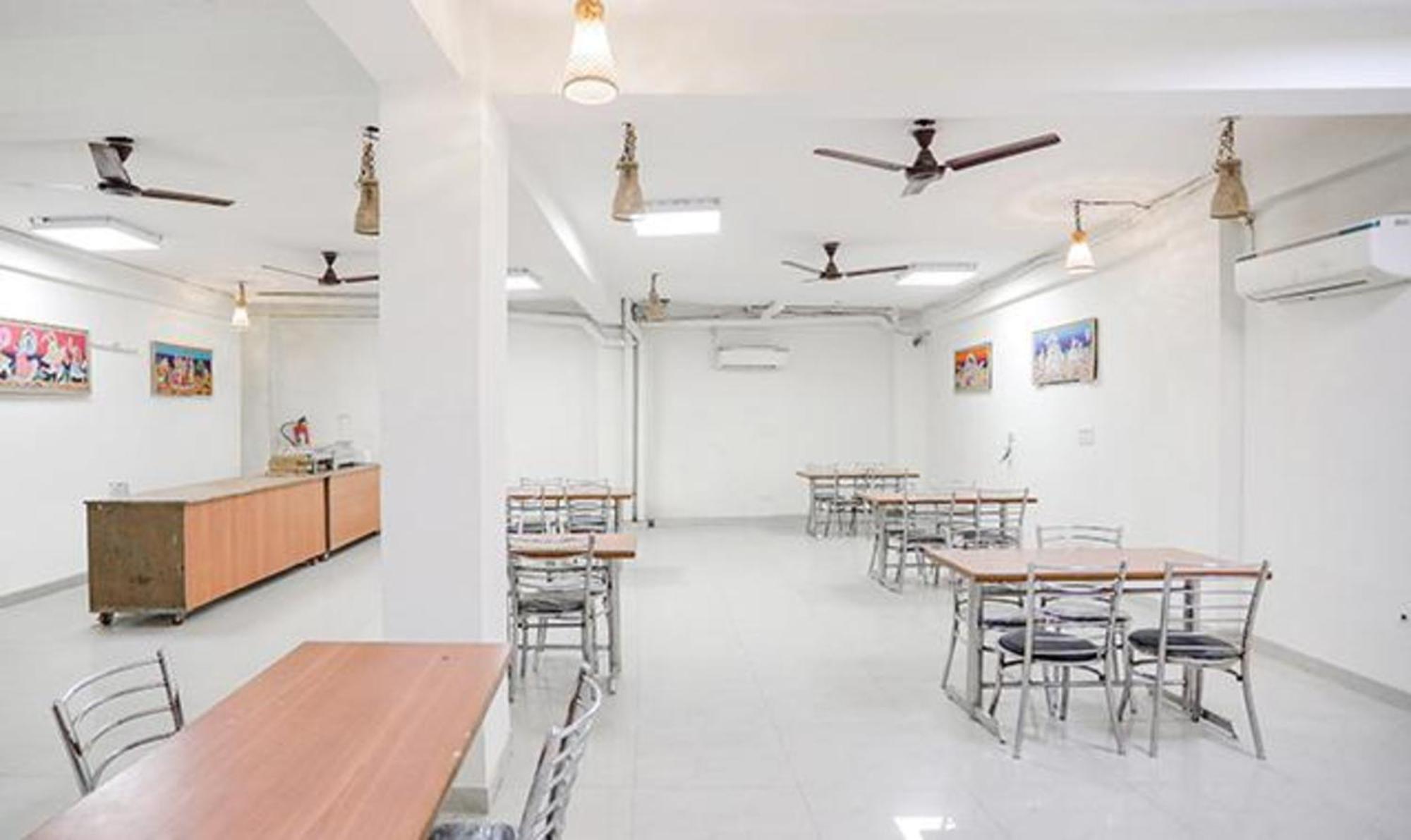 Fabhotel Royal Stay I Greater Noida Zewnętrze zdjęcie