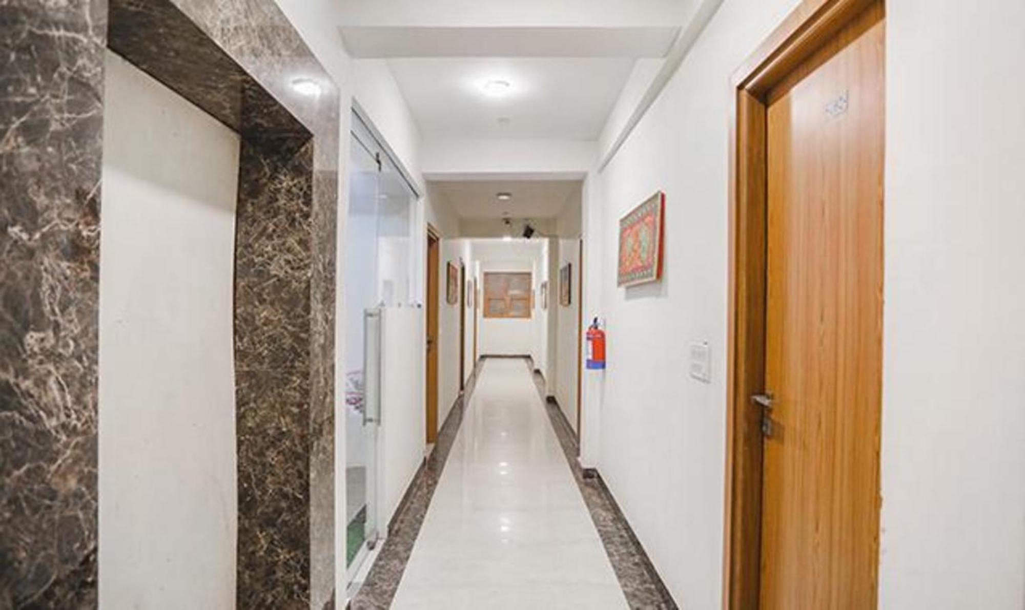 Fabhotel Royal Stay I Greater Noida Zewnętrze zdjęcie