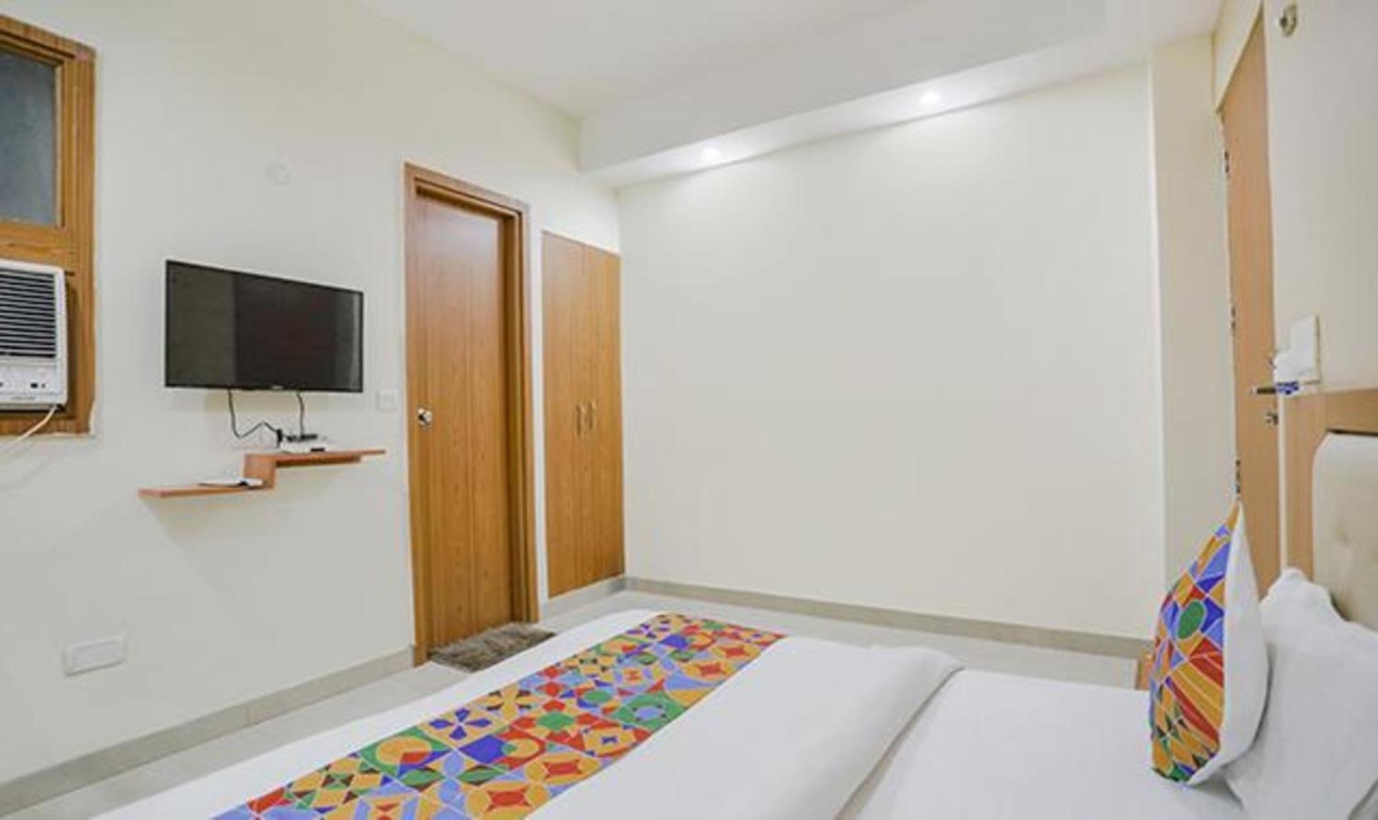 Fabhotel Royal Stay I Greater Noida Zewnętrze zdjęcie