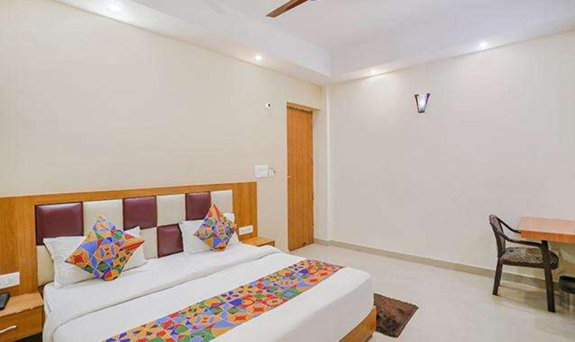 Fabhotel Royal Stay I Greater Noida Zewnętrze zdjęcie
