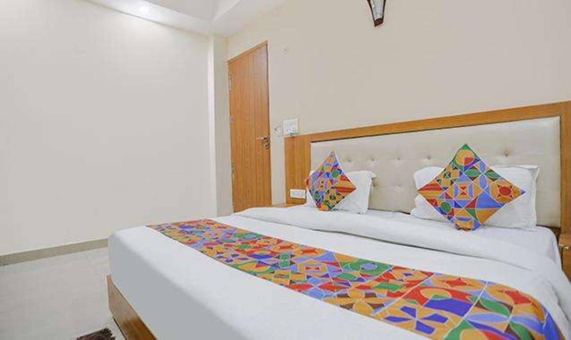 Fabhotel Royal Stay I Greater Noida Zewnętrze zdjęcie