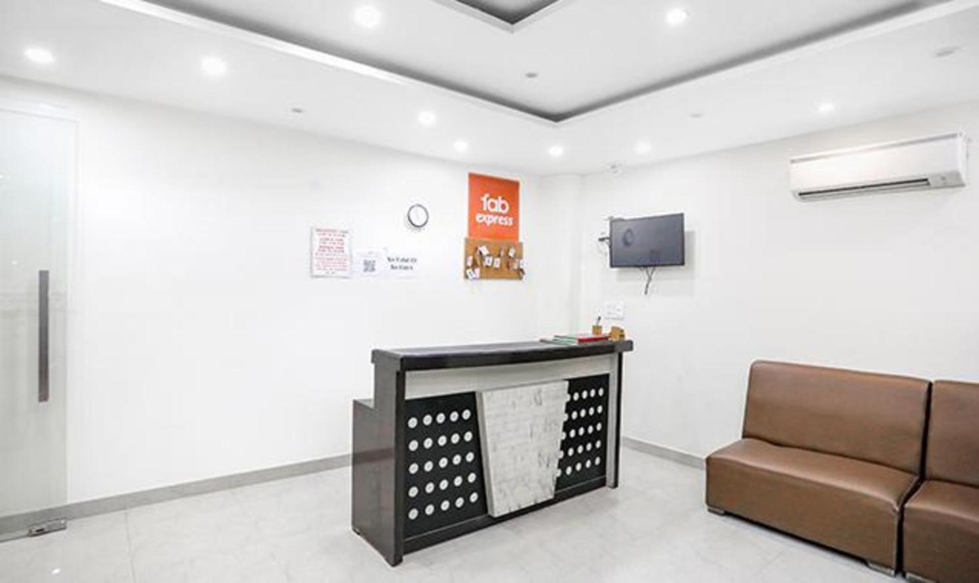Fabhotel Royal Stay I Greater Noida Zewnętrze zdjęcie