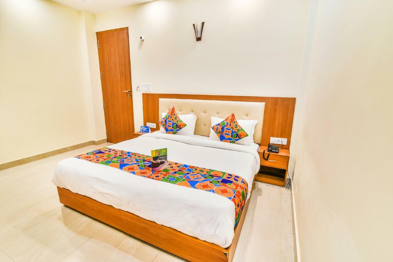 Fabhotel Royal Stay I Greater Noida Zewnętrze zdjęcie
